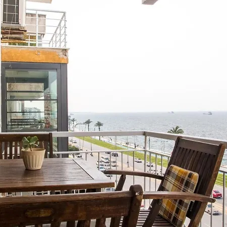Furnished Stylish Sea View Flat In Konak
