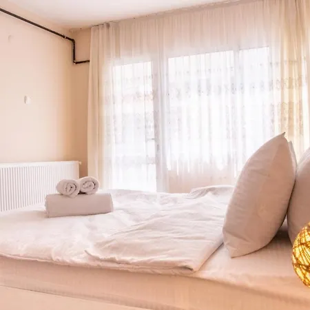 Furnished Stylish Sea View Flat In Konak Daire