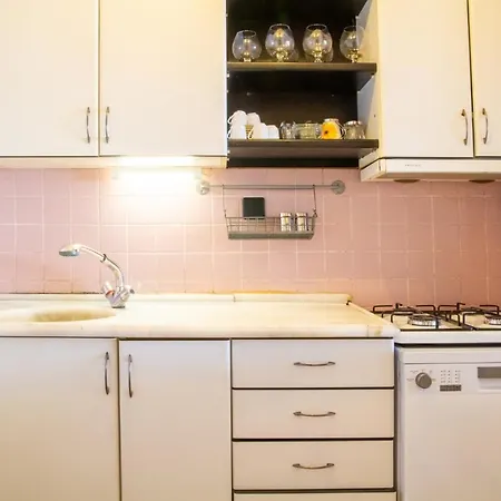 شقة Furnished Stylish Sea View Flat In Konak *